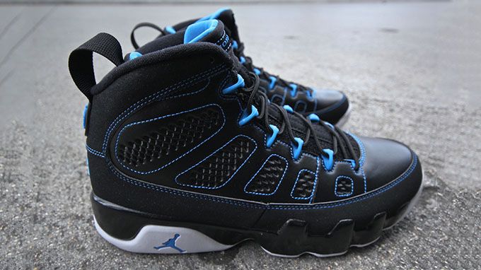 black and blue retro 9