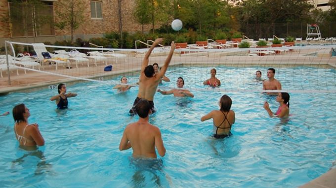 Pool Volleyball