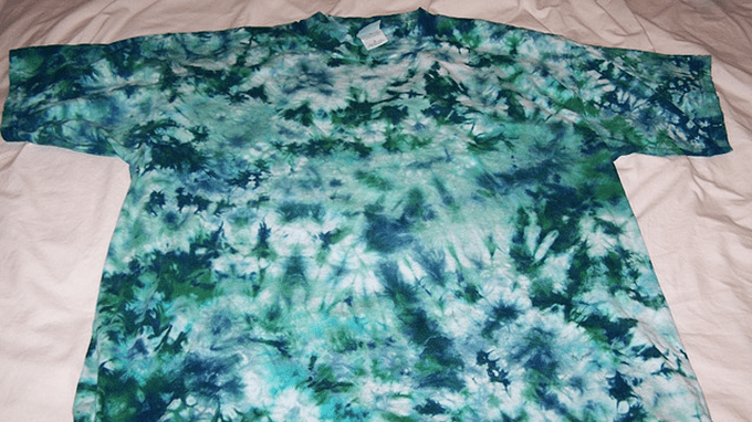 tie dye shirt two colors