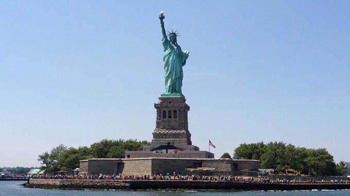 the-5-most-famous-landmarks-in-the-world-lifedaily