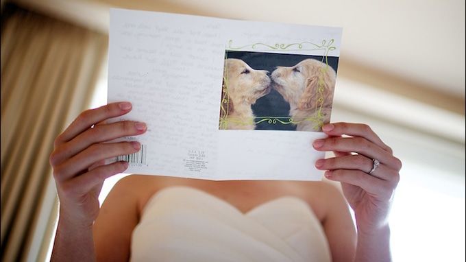 bride-reading-card