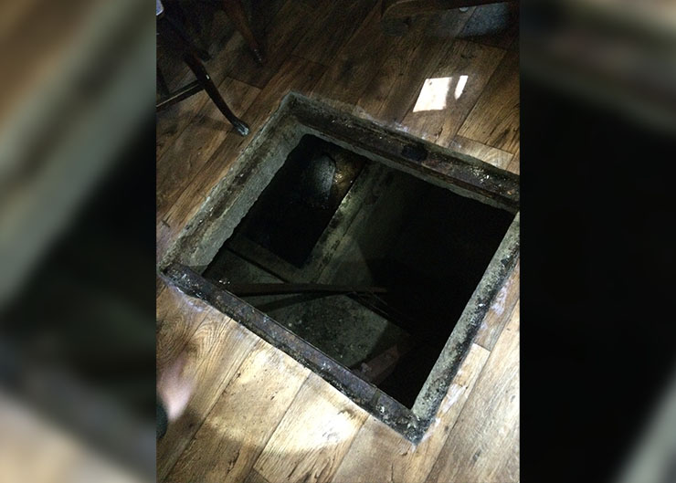 Handyman Makes Odd Discovery After Finding Crawlspace