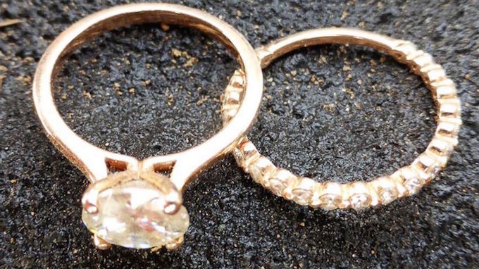 Cincin pernikahan