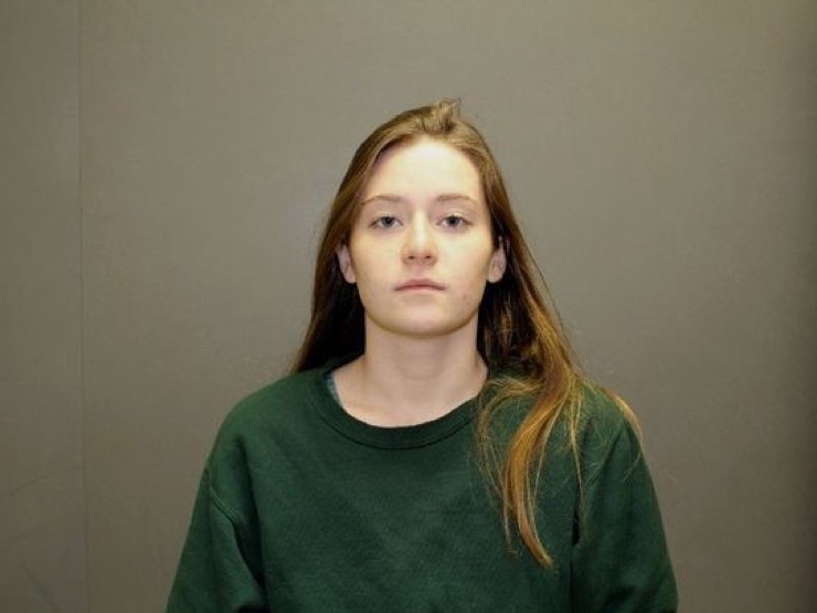 Police Arrest 20-Year-Old After Learning How She Helped Father Avoid ...