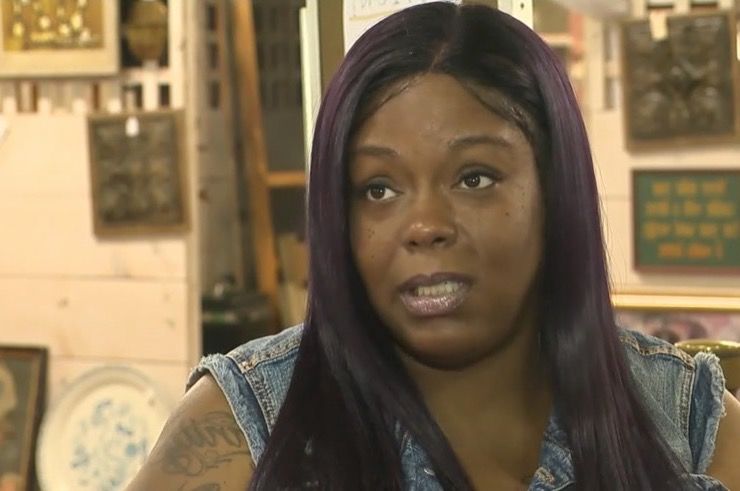 Walmart Cashier Saves The Day When Nail Salon Refuses Service To 