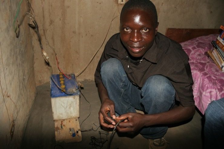 African Man Builds Miraculous Invention to Bring