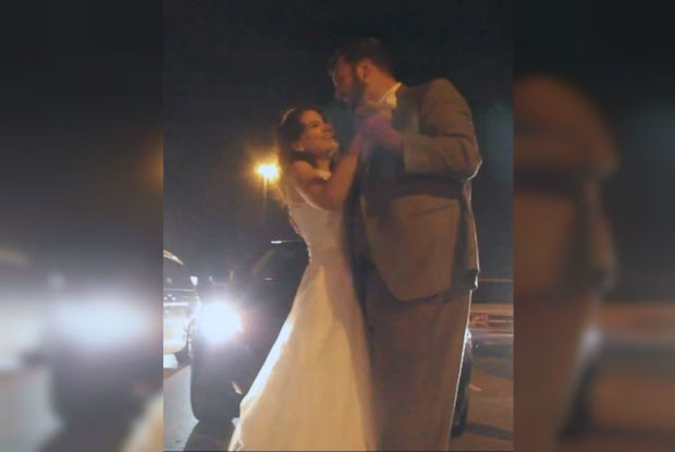 Jeff dan Rebecca Payne berdansa