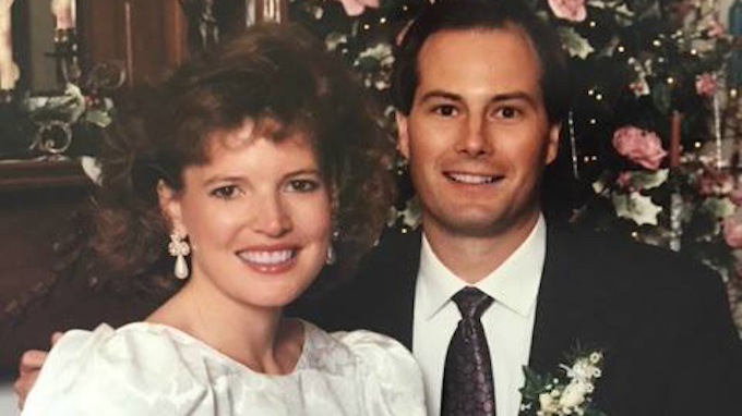 Lora Koch dan suaminya. 