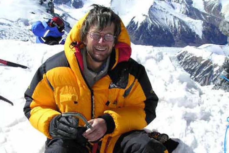 Climber Overcomes Insurmountable Odds After Being Stranded Atop Mount ...